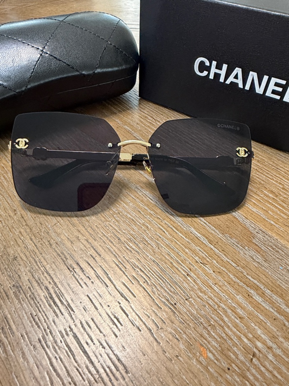 Chanel Black and Gold Square Rimless Sunglasses - Picture 3 of 10